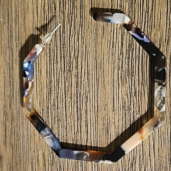 Multi Colored Bigger Acrylic Hoop Lightweight Earrings - Picture 3 of 3